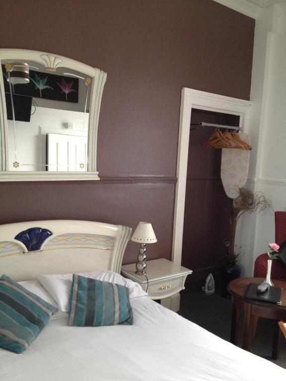 Edinburgh Thistle Guest House Quarto foto